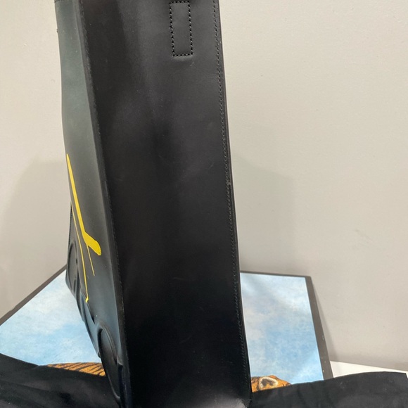 Authentic brand New Gucci Ghost REAL Black Leather Graffiti Tote Bag - Picture 5 of 8